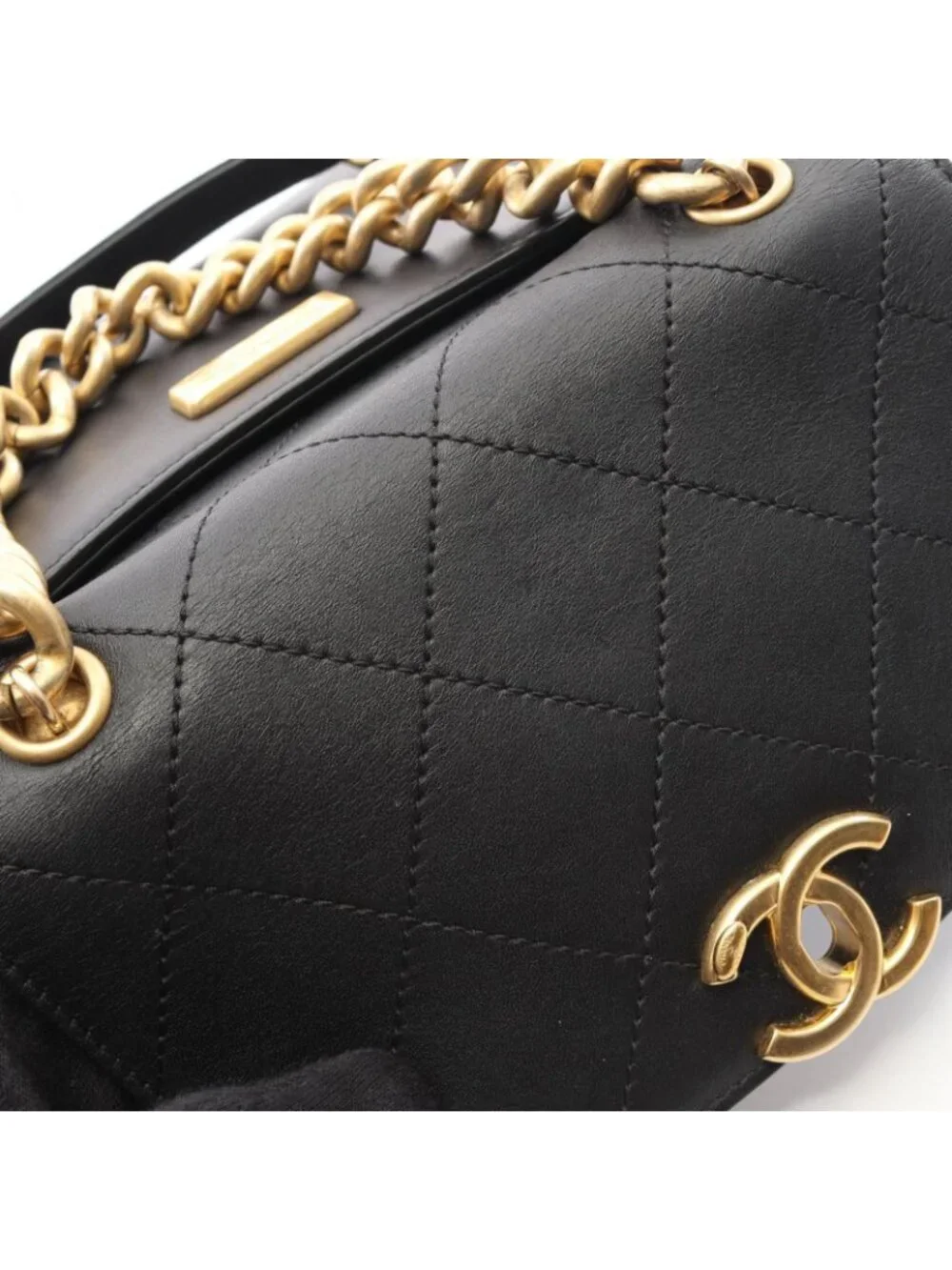 Chanel Shoulder Bag Quilted 2-Way Black Leather Chain